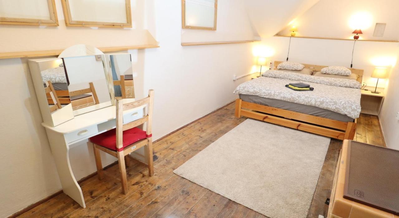 Old Town & Parking Assistance Apartment Praga Exterior foto